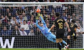 La Liga 2024-25: Vinicius loses penalty as Real Madrid loses steam in title race with loss against Valencia – The Headlines