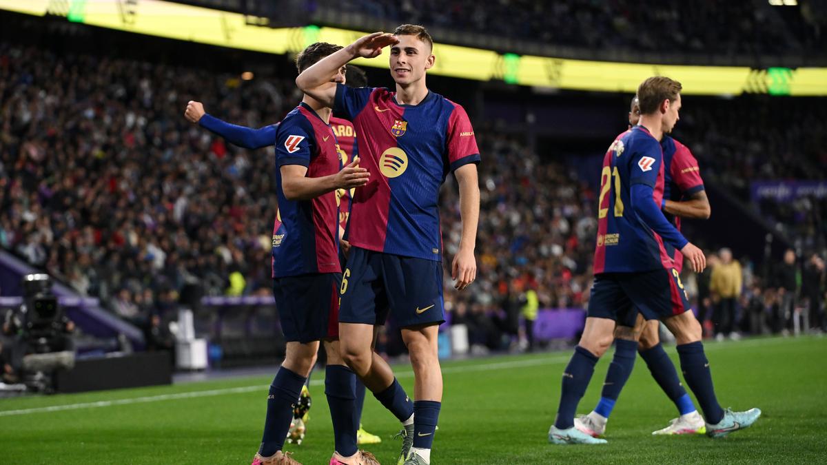 La Liga 2024-25: Lopez, Raphinha strike as Barcelona completes comeback win against Valladolid – The Headlines