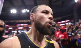 NBA: Warriors sideline Stephen Curry for at least a week with hamstring strain – The Headlines