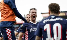 PSV Eindhoven beats Sparta Rotterdam to retain Dutch league title – The Headlines