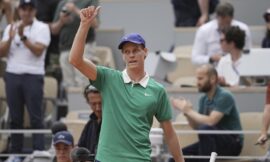 French Open 2025: Sinner beats retiring Gasquet to reach third round – The Headlines