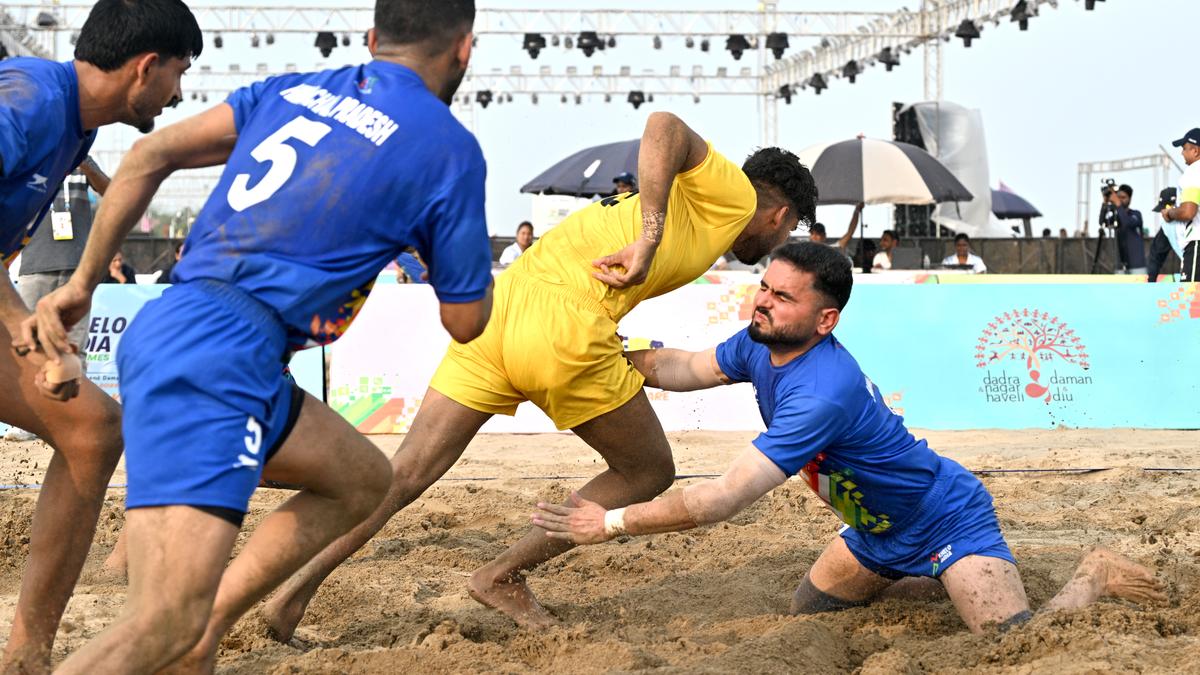 Pro Kabaddi League players grapple with sand, hope for selection in PKL 2025 auction – The Headlines