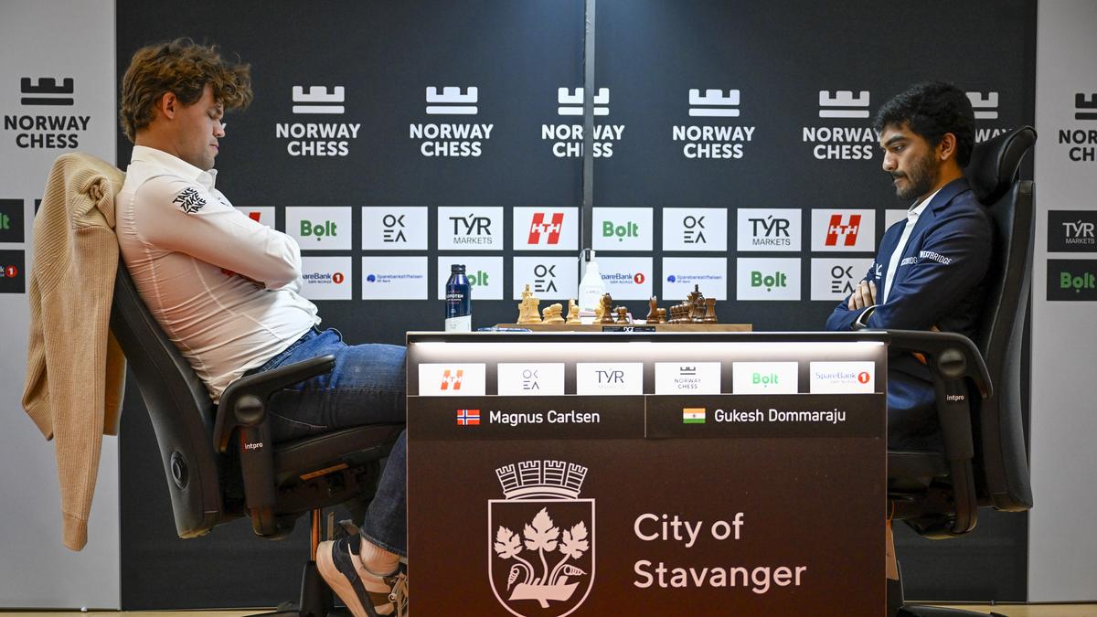 Norway Chess 2025: Carlsen beats Gukesh on opening day – The Headlines