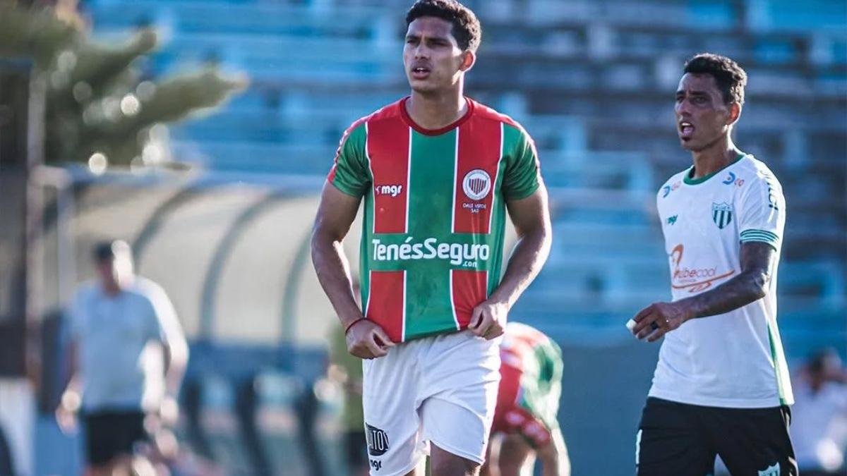 Bijay Chhetri becomes first Indian footballer to sign a permanent contract with Latin American side – The Headlines