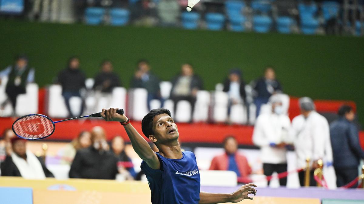 Indonesia Open 2025: Karunakaran-Variyath pair keeps India’s hope alive in mixed doubles – The Headlines