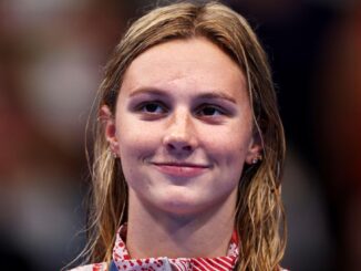 Teenager McIntosh breaks 200m medley world record at Canada trials – The Headlines