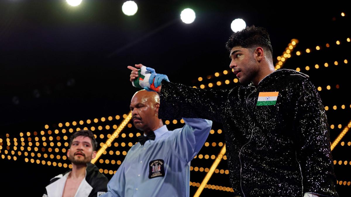 Indian boxer Nishant Dev wins second pro bout by unanimous decision – The Headlines