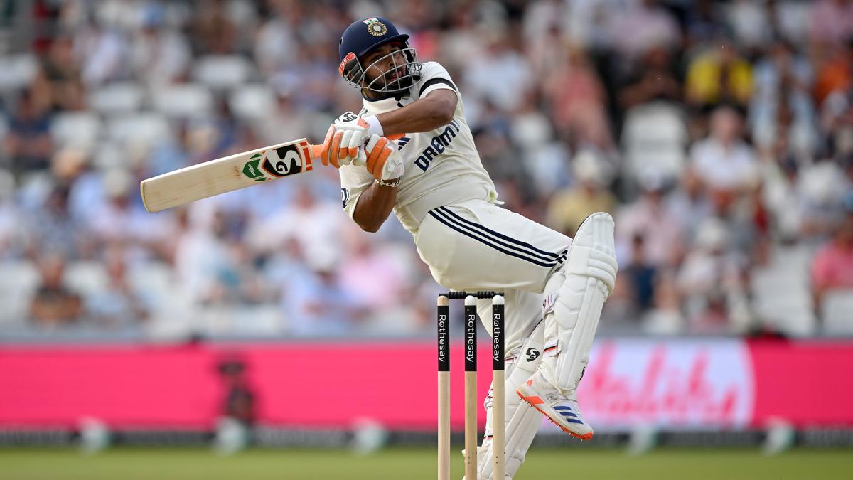 Rishabh Pant breaks MS Dhoni’s record for most away Test runs in SENA by a wicketkeeper – The Headlines