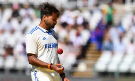 India A vs England Lions: Mukesh highlights an otherwise mediocre bowling effort as Lions put on 527/7 – The Headlines