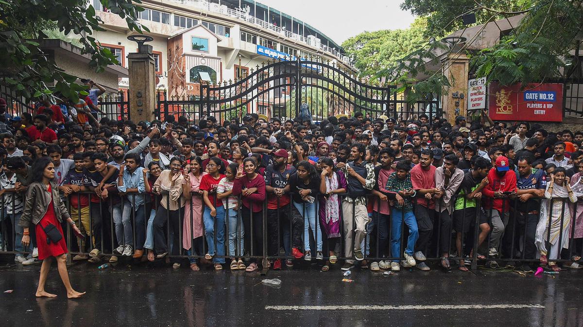 Bengaluru Stampede: RCB announces financial support for families of deceased – The Headlines Bengaluru Stampede: RCB announces financial support for families of deceased – The Headlines