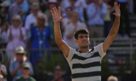 Queen’s Club Championship 2025: Alcaraz wins opening match, Draper cruises – The Headlines