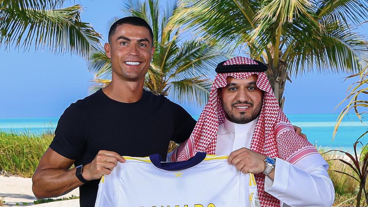 Cristiano Ronaldo signs two-year contract extension with Al Nassr – The Headlines