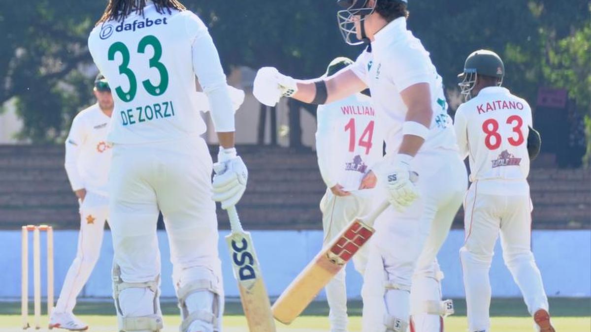 ZIM vs SA Live Score, 1st Test Day 3 Updates: South Africa resumes on 49/1, leads Zimbabwe by 216 runs – The Headlines