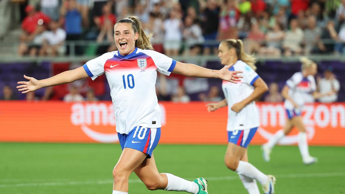 Women’s Euro 2025: England, France reach quarterfinal after dominant wins – The Headlines