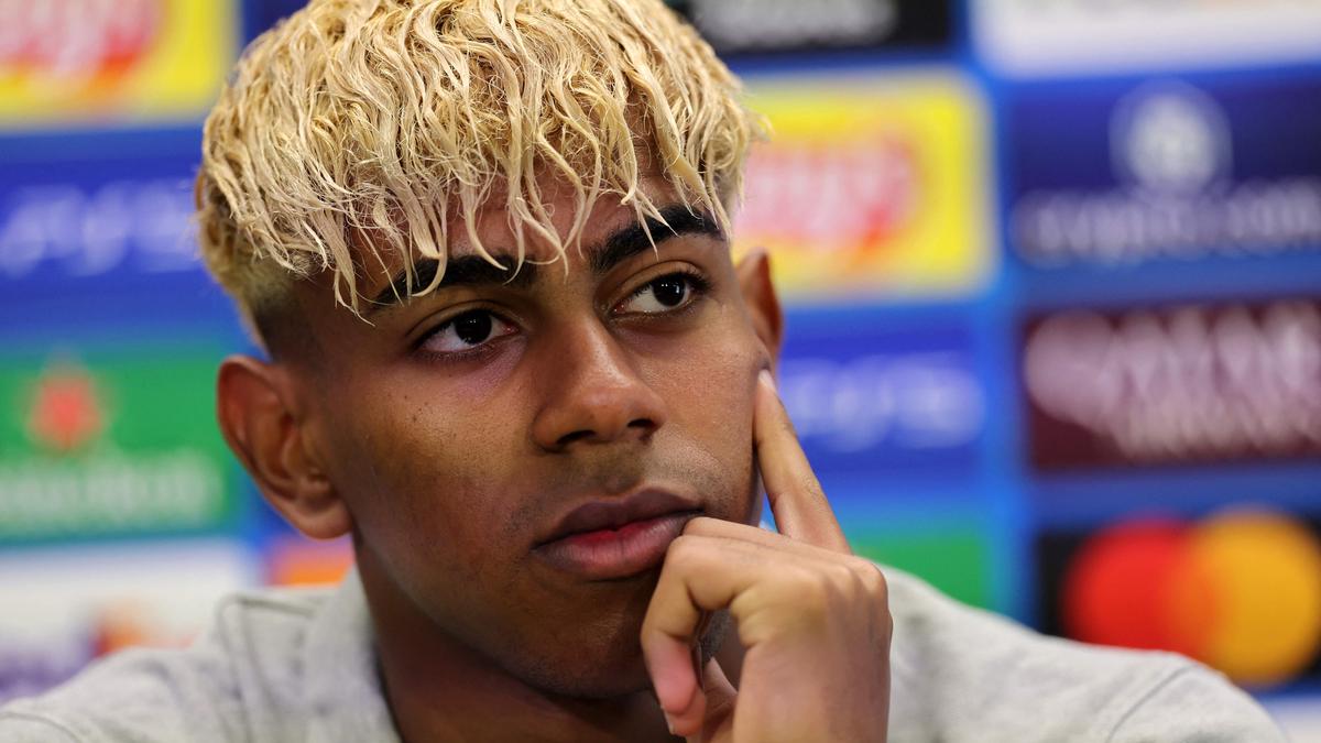 Lamine Yamal takes over Messi’s iconic No. 10 for Barcelona – The Headlines