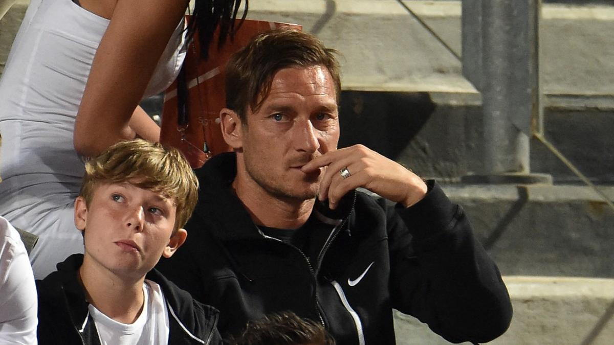 Cristian, son of Francesco Totti, announces retirement at 19 – The Headlines