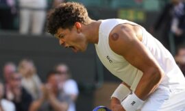 Wimbledon 2025: Shelton gets one up on dad as he battles to quarterfinals – The Headlines