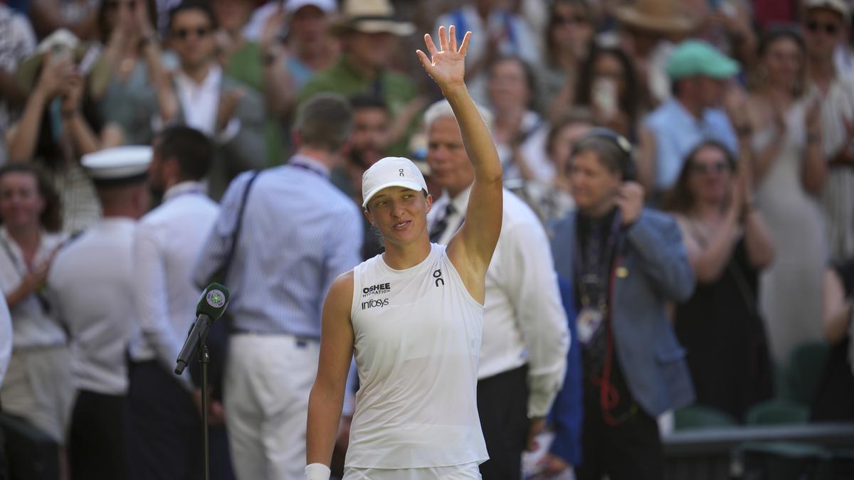 Wimbledon 2025: French Open loss lifted pressure for Grand Slam in England, says Swiatek – The Headlines