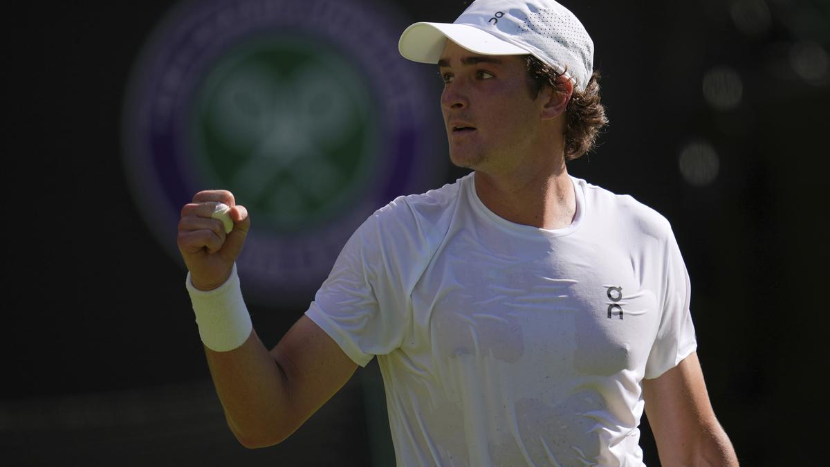 Wimbledon 2025: Fonseca keeps his calm to beat Fearnley and enter second round – The Headlines