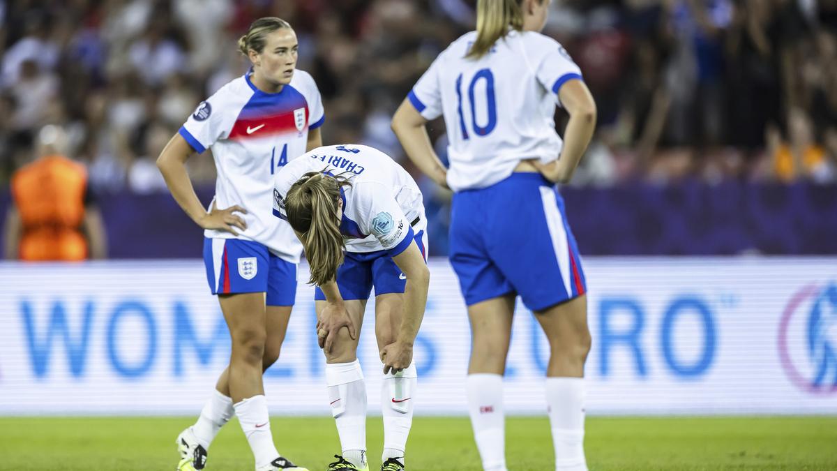 Women’s EURO 2025: Defending champion England loses opener; Miedema scores 100th goal for Netherlands – The Headlines