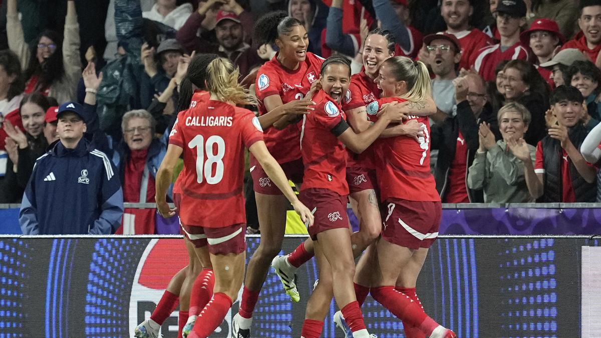 Women’s Euro 2025: Switzerland beats Iceland 2-0 to keep knockout hopes alive – The Headlines Women’s Euro 2025: Switzerland beats Iceland 2-0 to keep knockout hopes alive – The Headlines