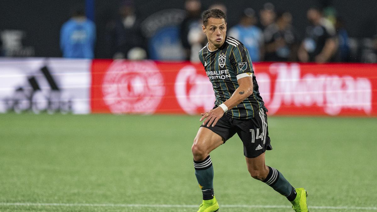 Mexican Federation fines Javier “Chicharito” Hernandez following sexist remarks – The Headlines