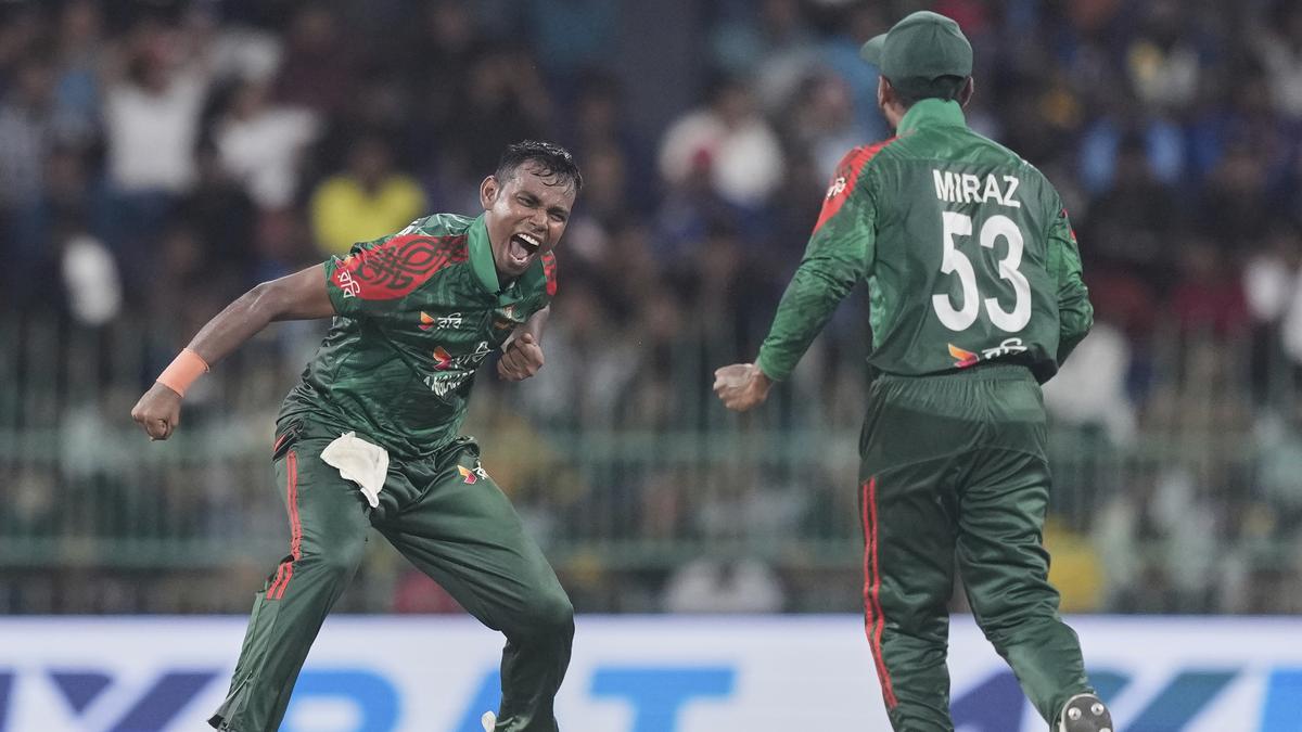 SL vs BAN live score, 3rd ODI: Sri Lanka wins toss, to bat first – The Headlines