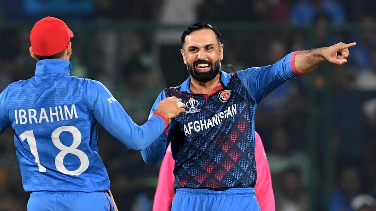 WATCH: Mohammad Nabi’s 18-year-old son smashes father for six during T20 match in Kabul – The Headlines