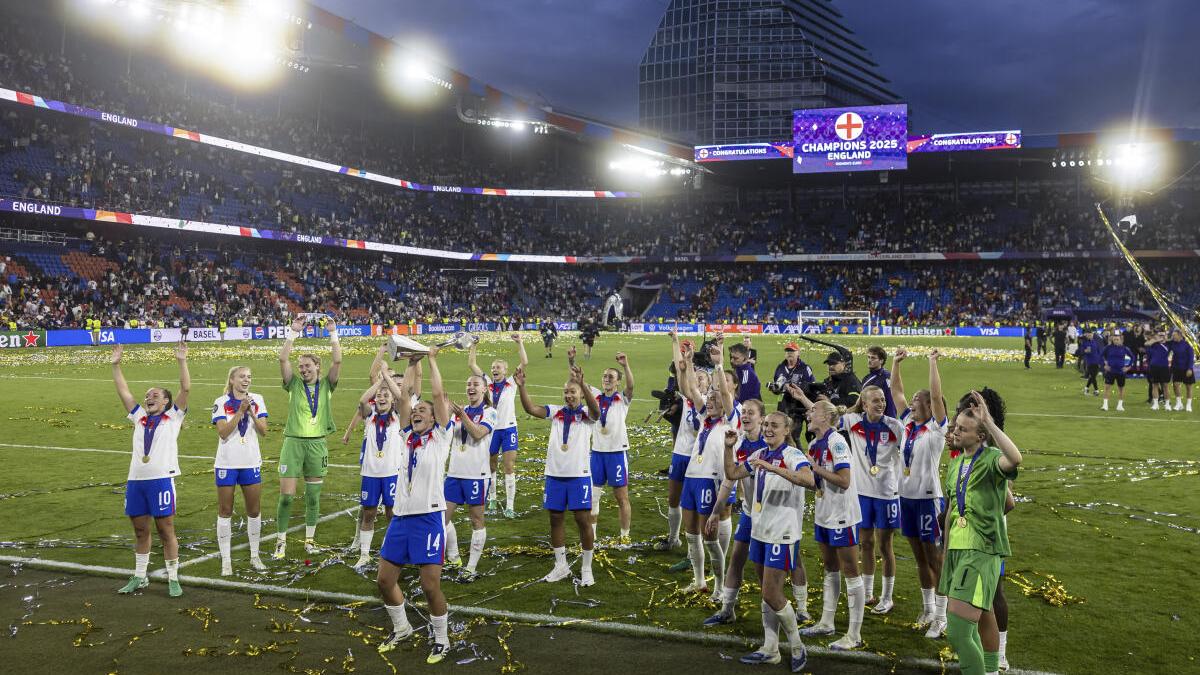 Women’s EURO 2025: England to celebrate back-to-back European titles with open-top bus parade – The Headlines