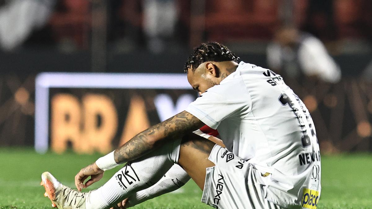 Santos fires coach and Neymar in tears after 6-0 loss against Vasco Da Gama  – The Headlines