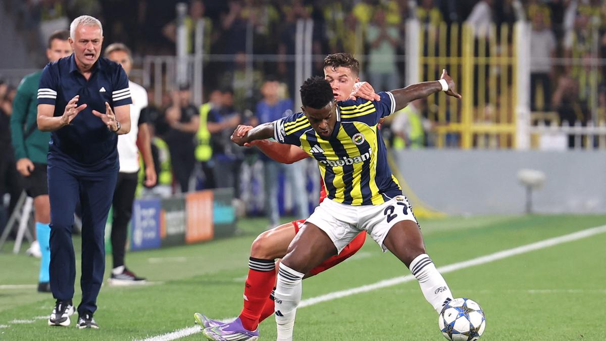 Benfica vs Fenerbahce LIVE streaming info: When, Where to watch the Champions League qualifiying playoff?  – The Headlines