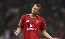 Man United stars ‘stand behind’ manager Amorim says De Ligt – The Headlines