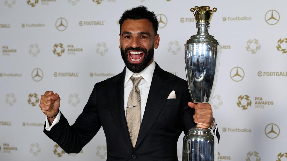 Salah makes history with third PFA player of the year award – The Headlines