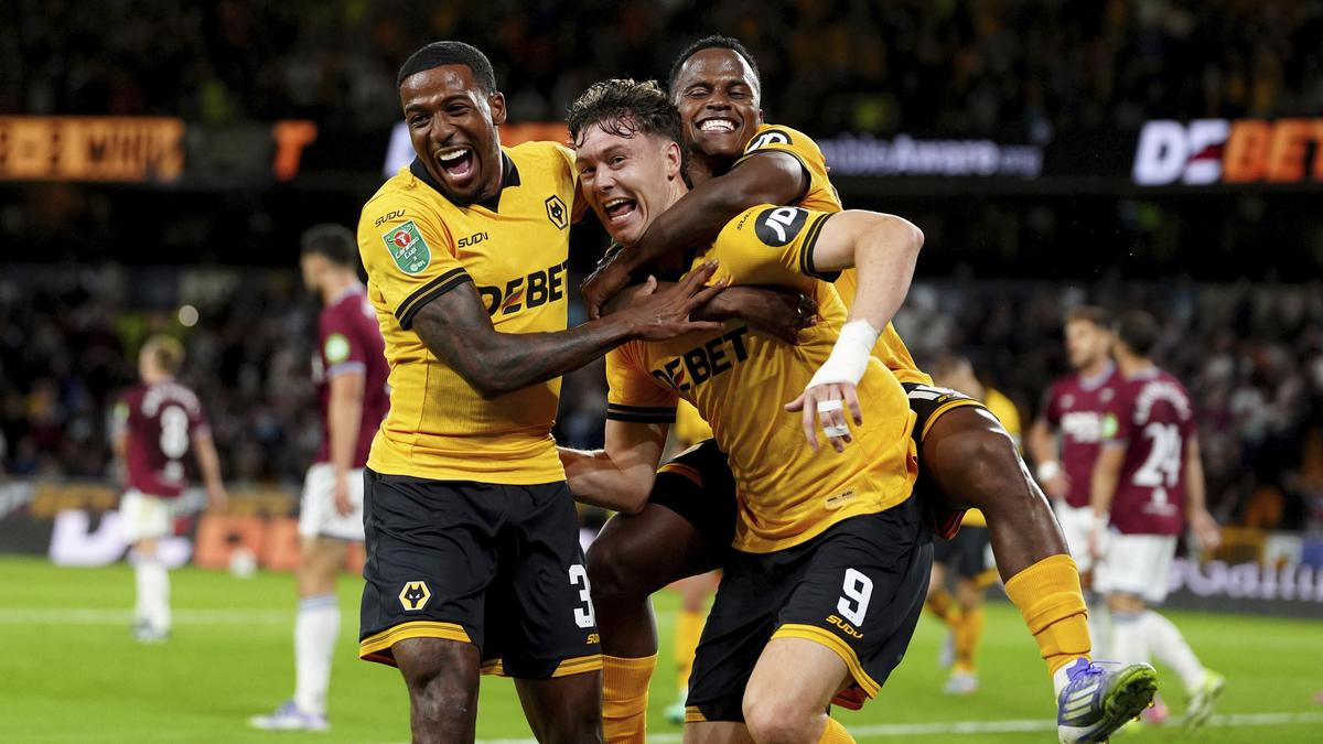 Carabao Cup roundup: Wolves beats West Ham; Leeds, Sunderland knocked out in second round – The Headlines