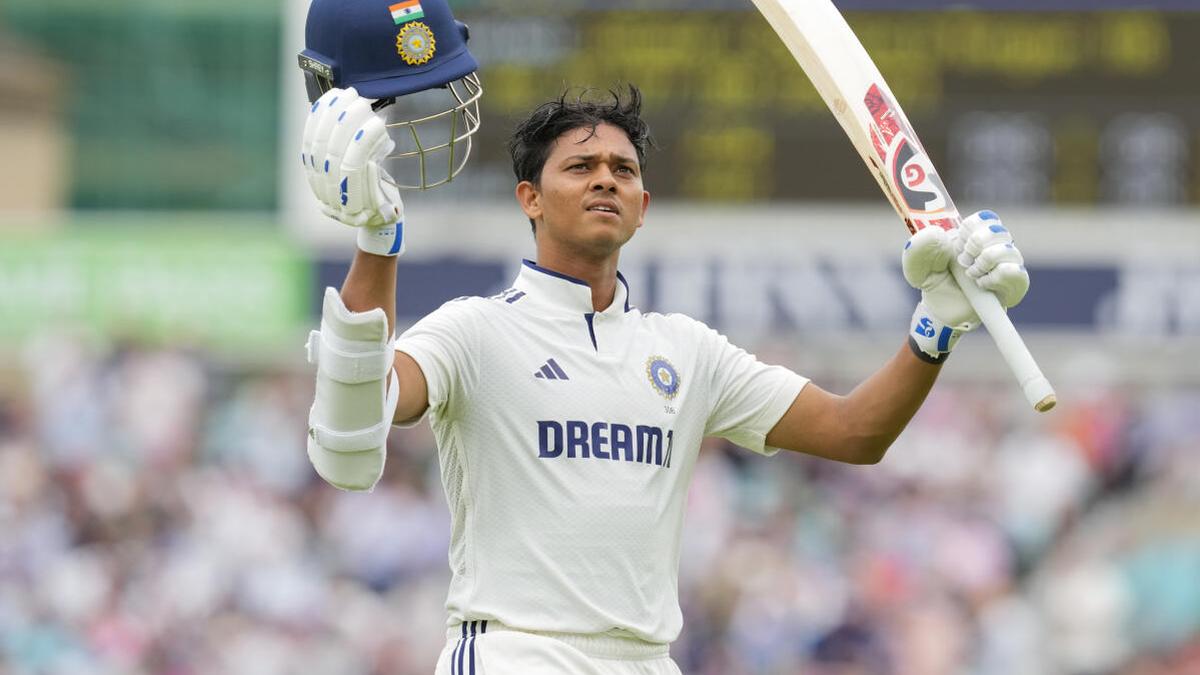 ENG vs IND, 5th Test: Siraj’s last-ball wicket pegs England back in record run chase after Jaiswal’s century leads the way – The Headlines