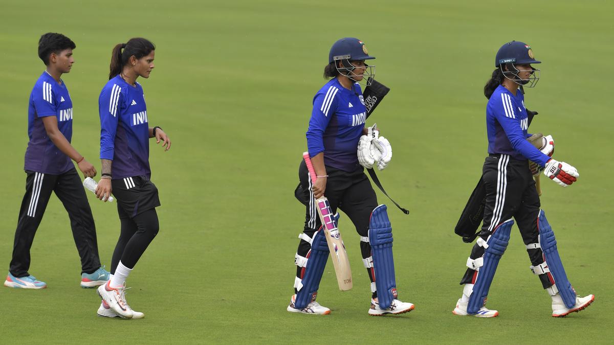 India vs Australia LIVE score: India wins toss, chooses to bat first; No Renuka in playing XI – The Headlines