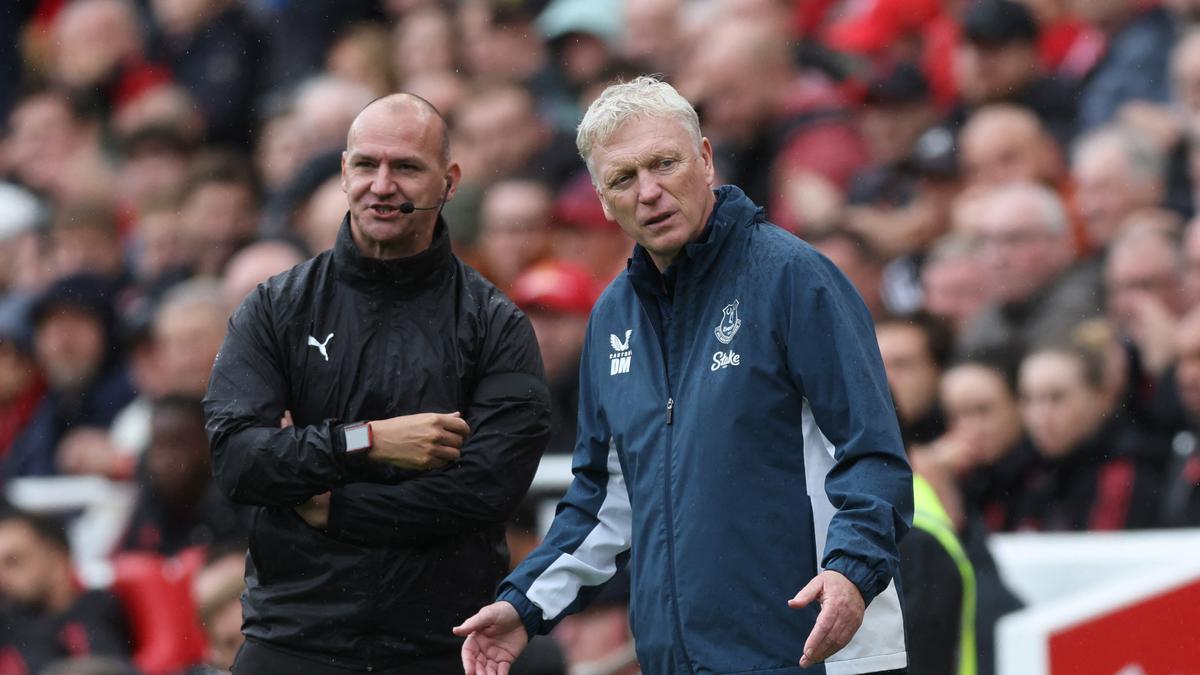 Liverpool vs Everton: David Moyes baffled by three-minute stoppage time in Merseyside Derby – The Headlines