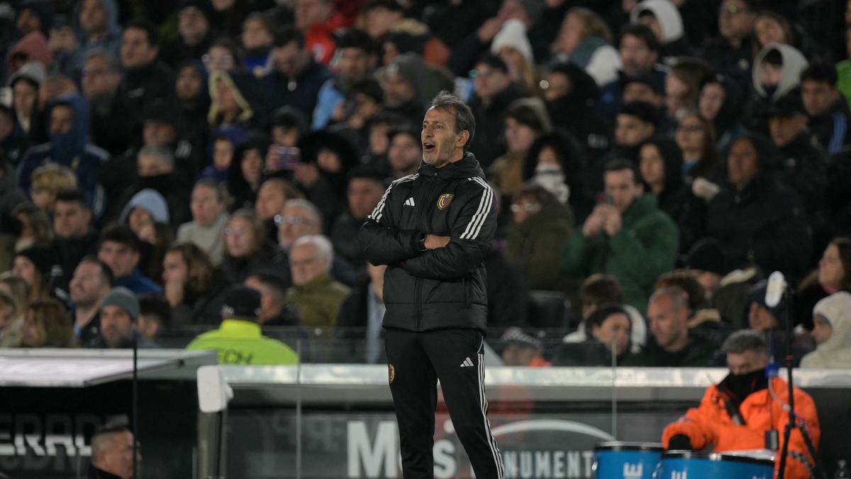 Venezuela sacks coach after World Cup hopes end – The Headlines