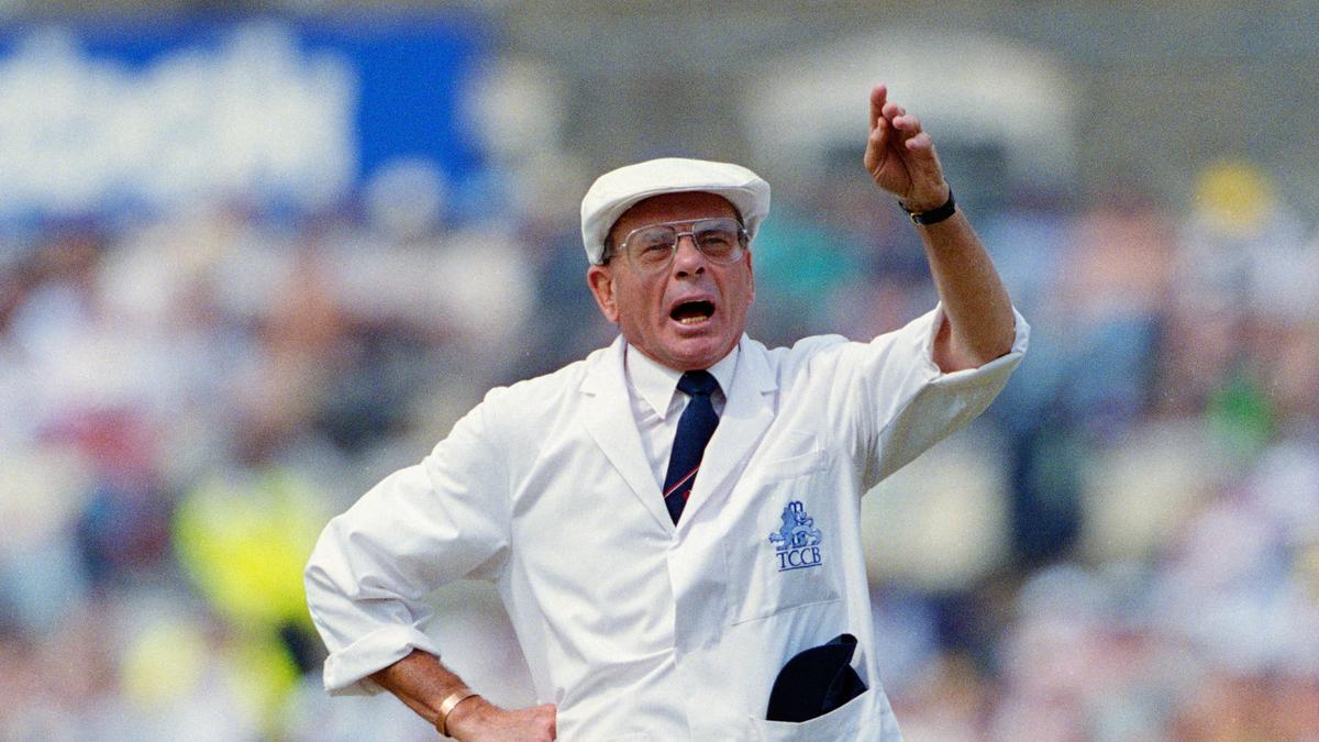 Former international umpire Dickie Bird passes away at age 92 – The Headlines