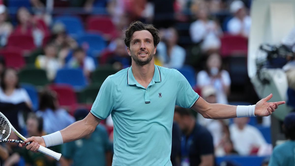 Shanghai Masters: Unseeded Rinderknech ousts Auger-Aliassime to reach semifinals – The Headlines