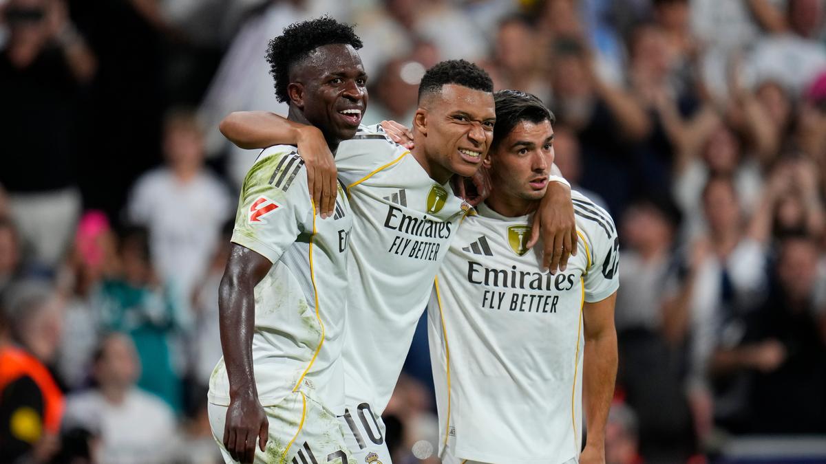 La Liga 2025-26: Vinicius double helps Real Madrid to 3-1 home win over Villarreal – The Headlines