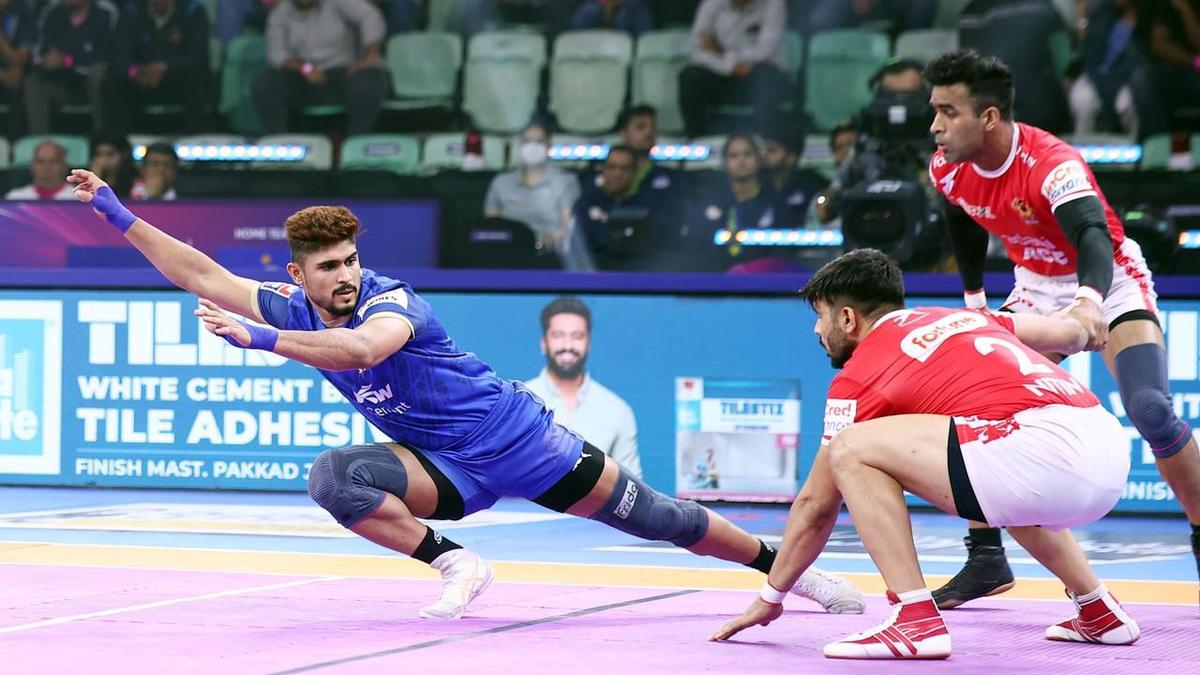 Watch PKL 2025 Highlights: Bengal Warriorz snatches narrow win over Tamil Thalaivas; Haryana Steelers thrashes Gujarat Giants – The Headlines