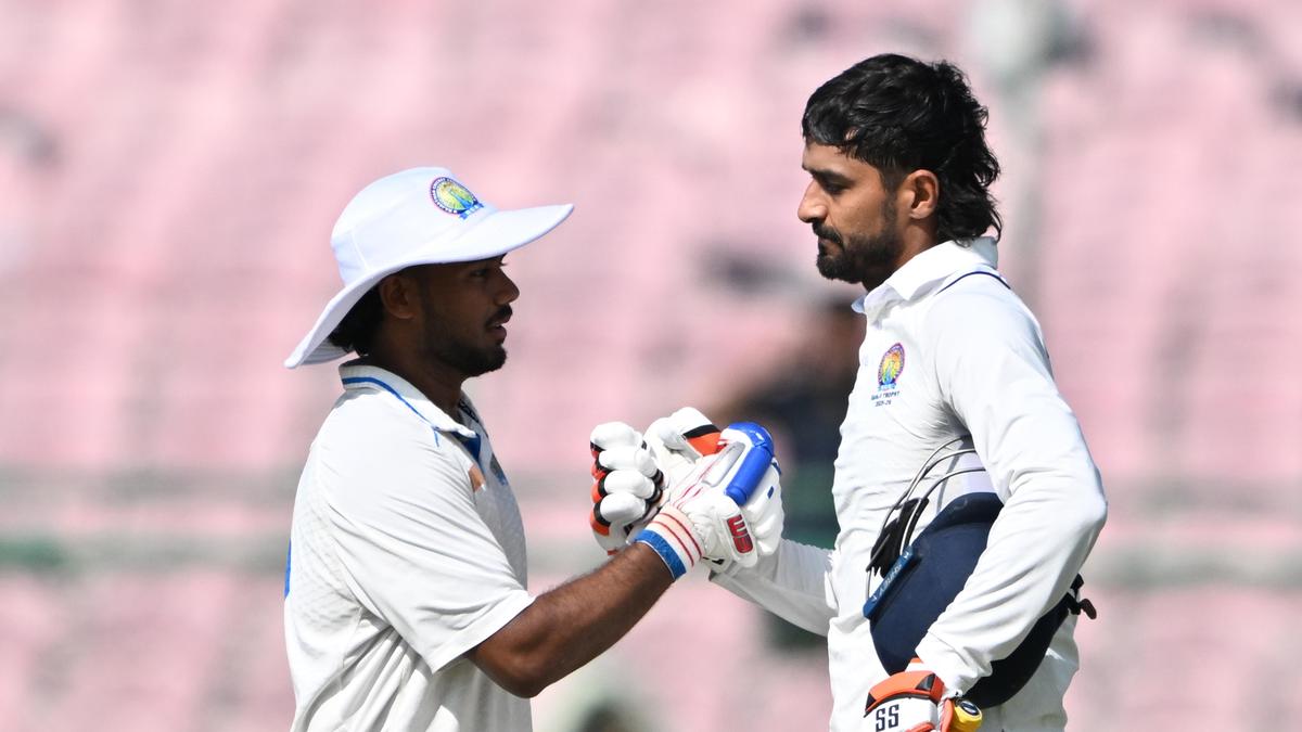 Ranji Trophy 2025-26: Hooda falls two short of 250, Jaiswal-Musheer partnership gives Mumbai good start on Day 3 – The Headlines