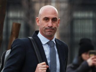 Former Spanish FA chief Rubiales has eggs thrown at him at book launch – The Headlines