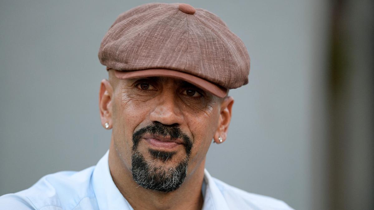 Former Argentina player, Estudiantes chief Veron and team handed bans over guard of honour incident – The Headlines