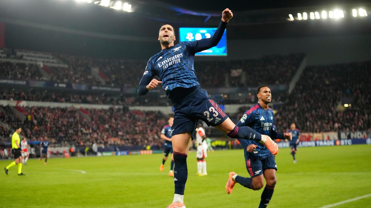 Champions League 2025-26: Arsenal beats Slavia Prague 3-0 to maintain perfect record; Napoli, Juvenus play out draws – The Headlines