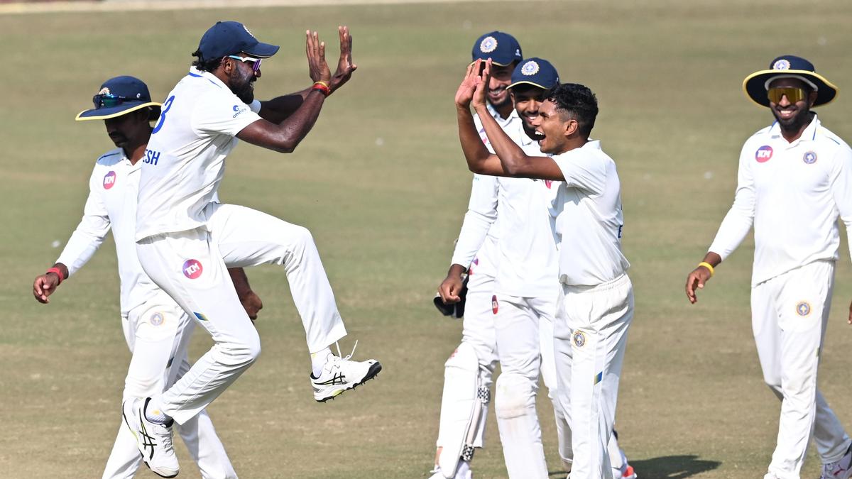 Ranji Trophy 2025-26: Kerala pacers Nidheesh, Abhijith, Eden put MP under pressure on Day 2 – The Headlines