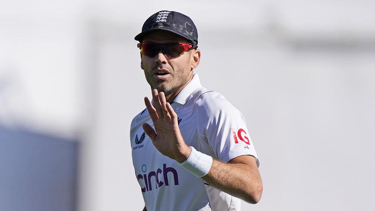 Ashes 2025-26: Anderson expects England to pick same side for second Test – The Headlines