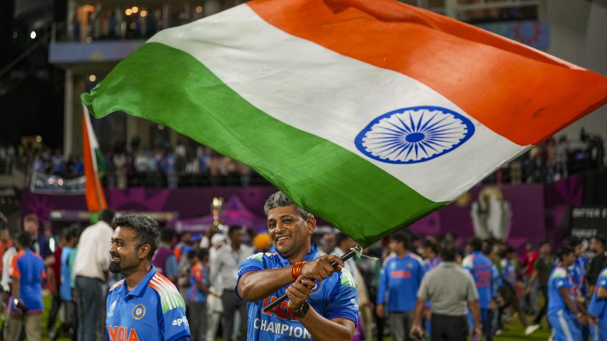 ‘This is a watershed moment for Indian cricket’, says head coach Muzumdar after World Cup triumph – The Headlines