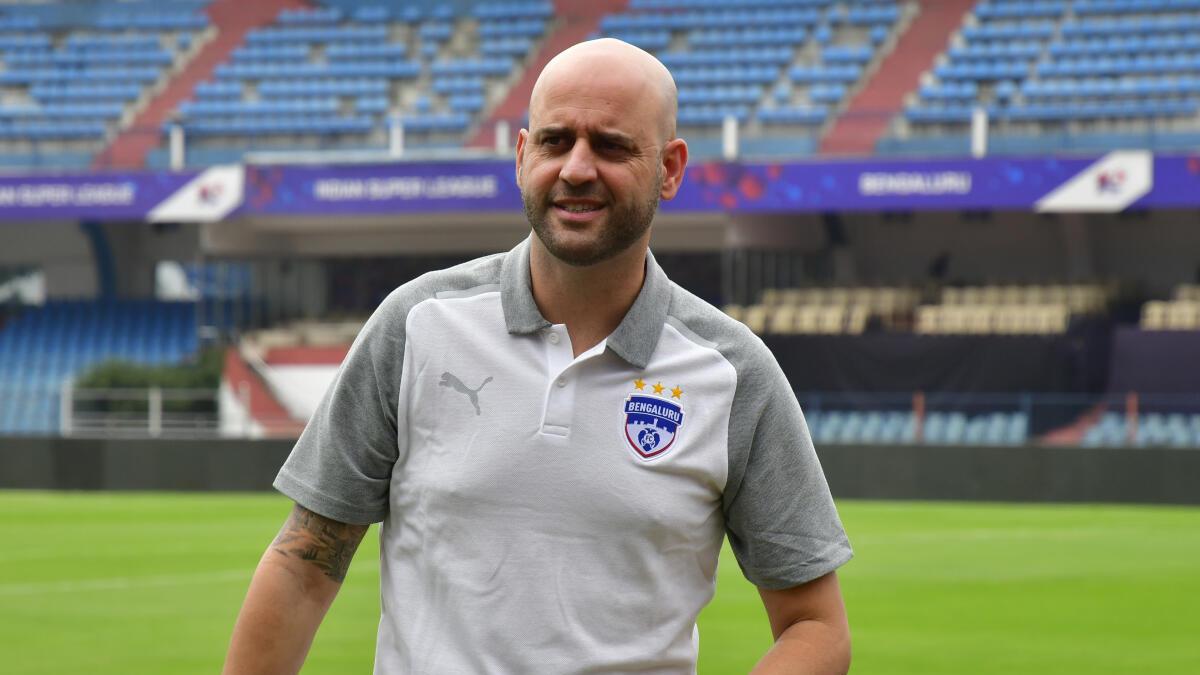 Bengaluru FC parts ways with head coach Zaragoza; Renedy steps in – The Headlines